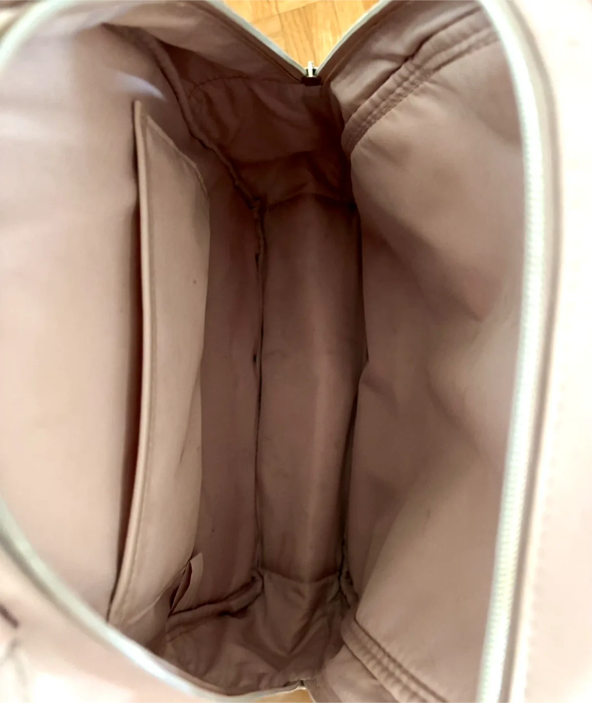 Michael Kors logo Backpack - Blush Pink ‼️final sale ‼️ image indicator(5)