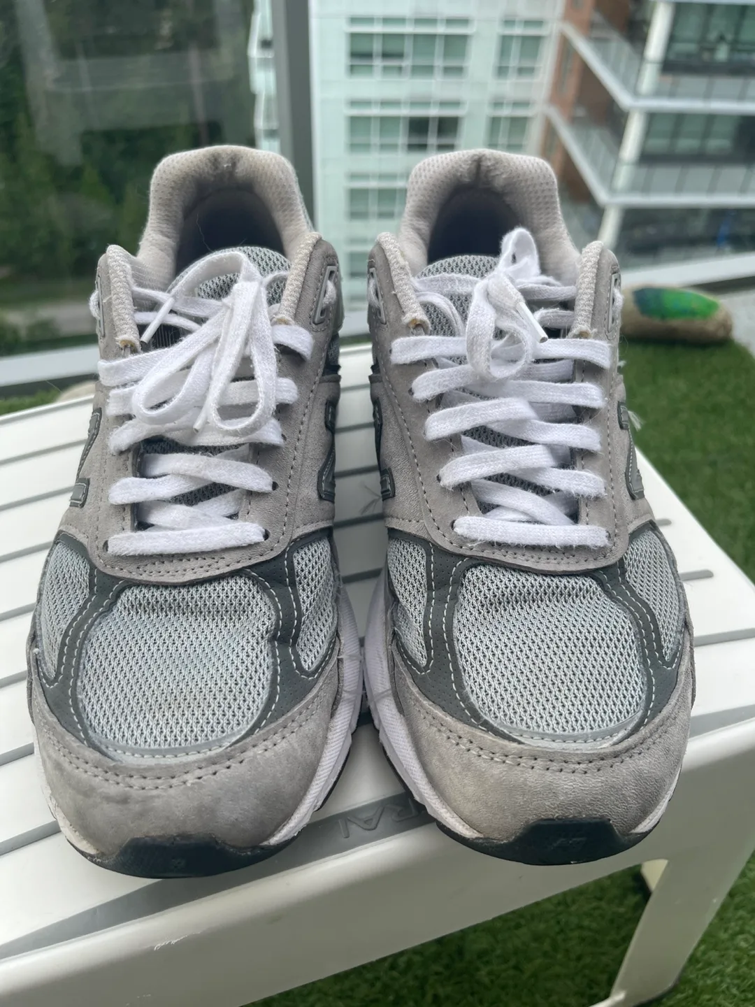 New Balance 990v5 Size M8.5 image indicator(2)