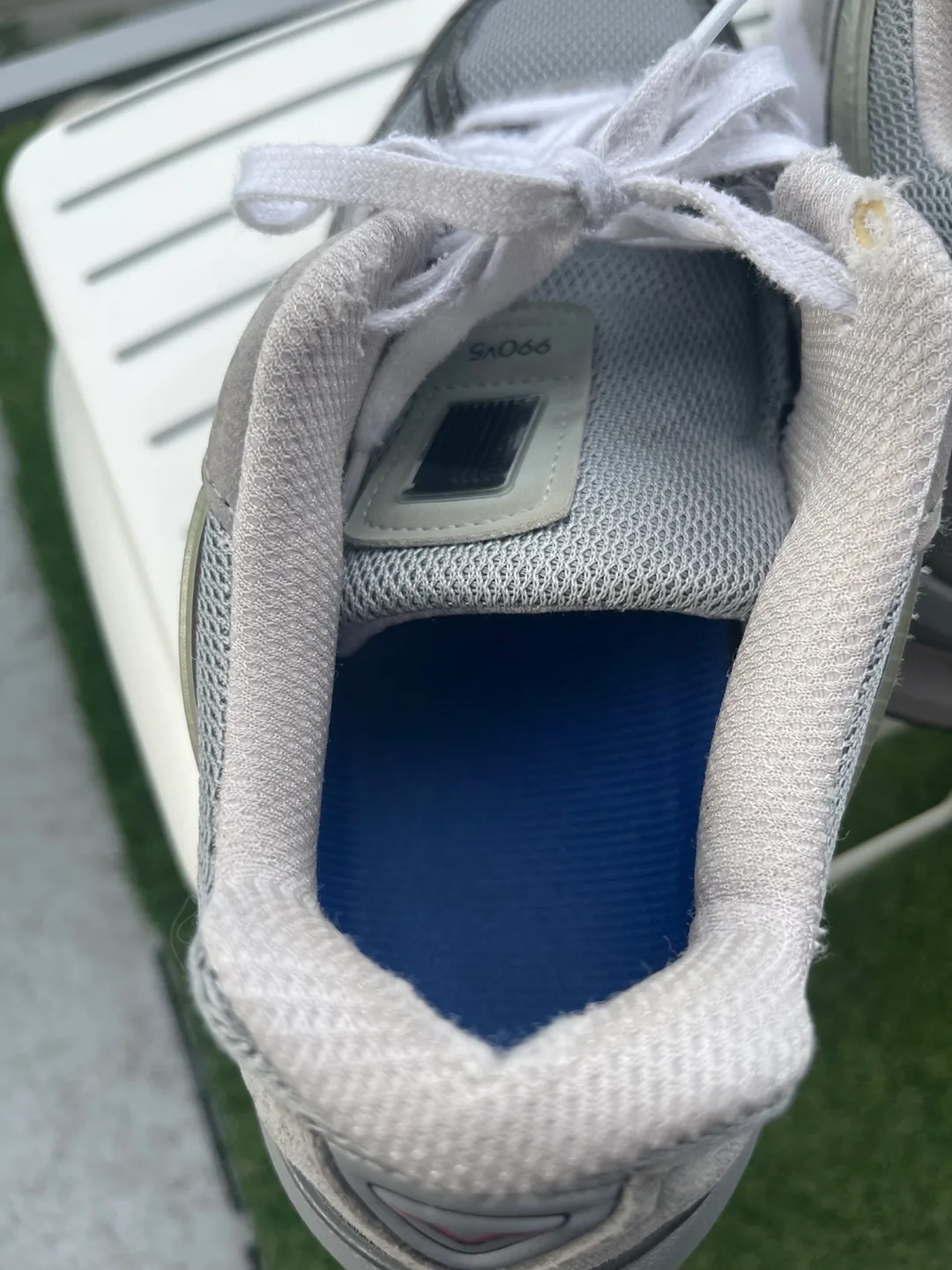 New Balance 990v5 Size M8.5 image indicator(4)