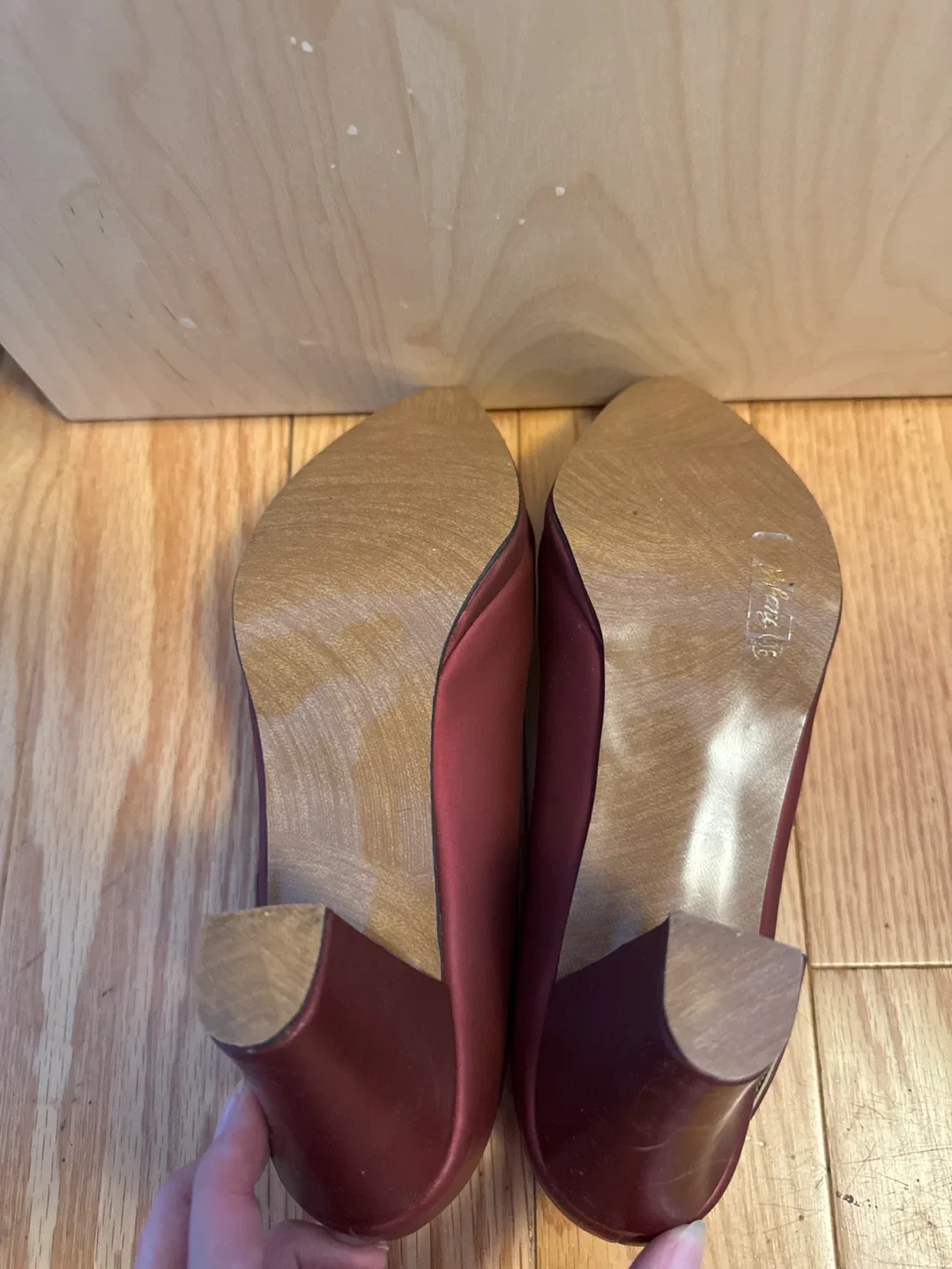 Brand New Women’s Size 7.5/8 Maroon Heels (Runs Small) image indicator(4)