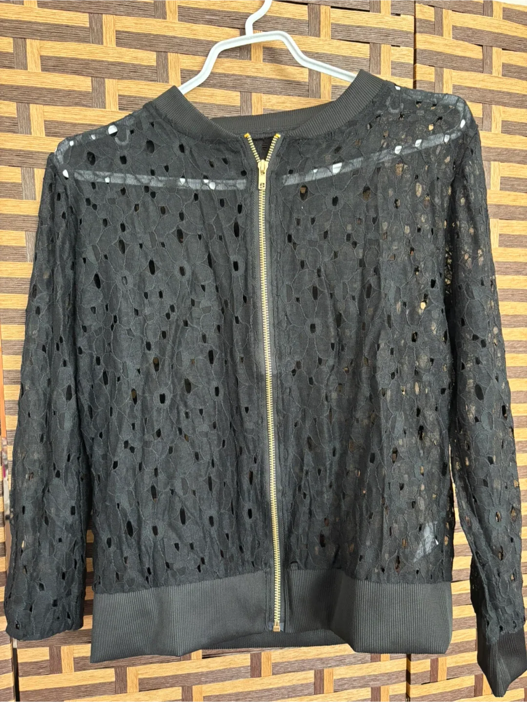 Black Lace Bomber Jacket - Size L image indicator(4)
