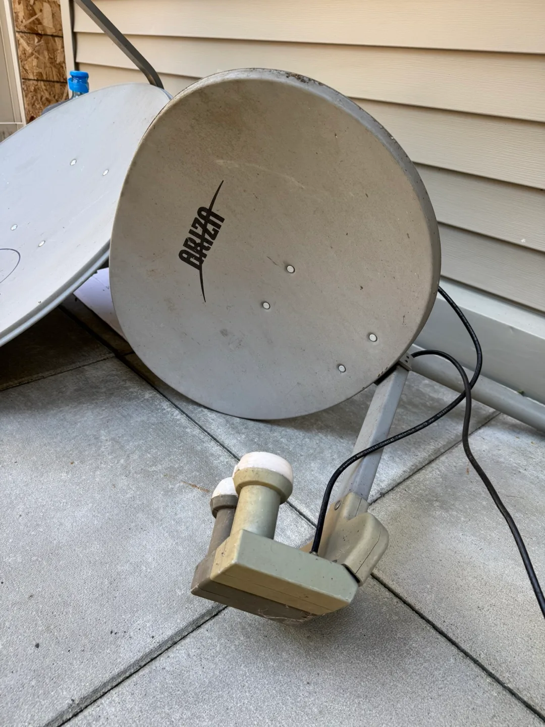 Satellite Dish - Ariza & FTA Tech image indicator(2)