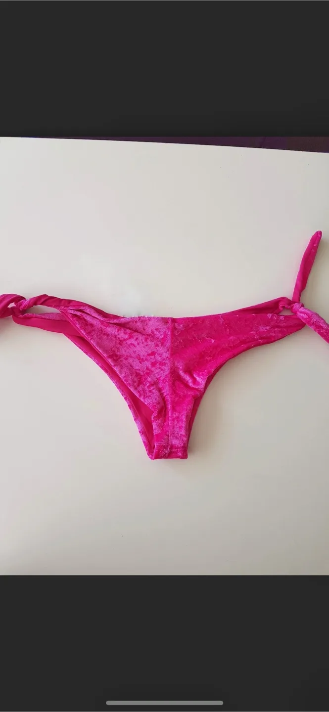 New Brazilian bikini image indicator(7)