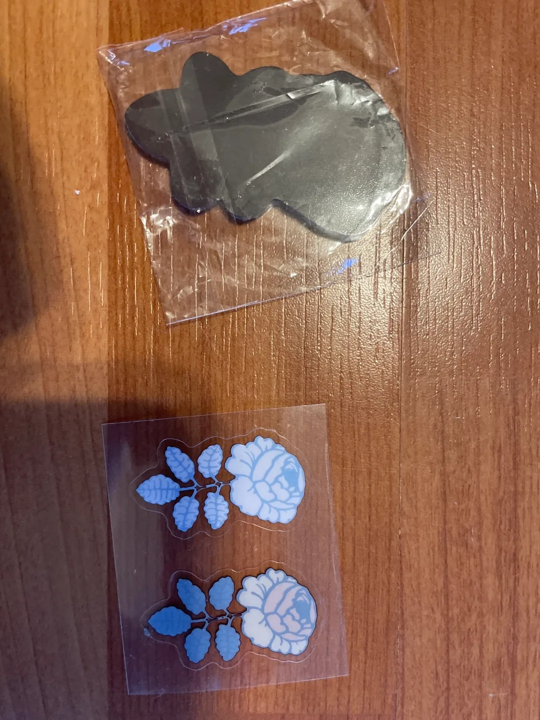 Marimekko Rose Flower Stickers and magnet image indicator(2)
