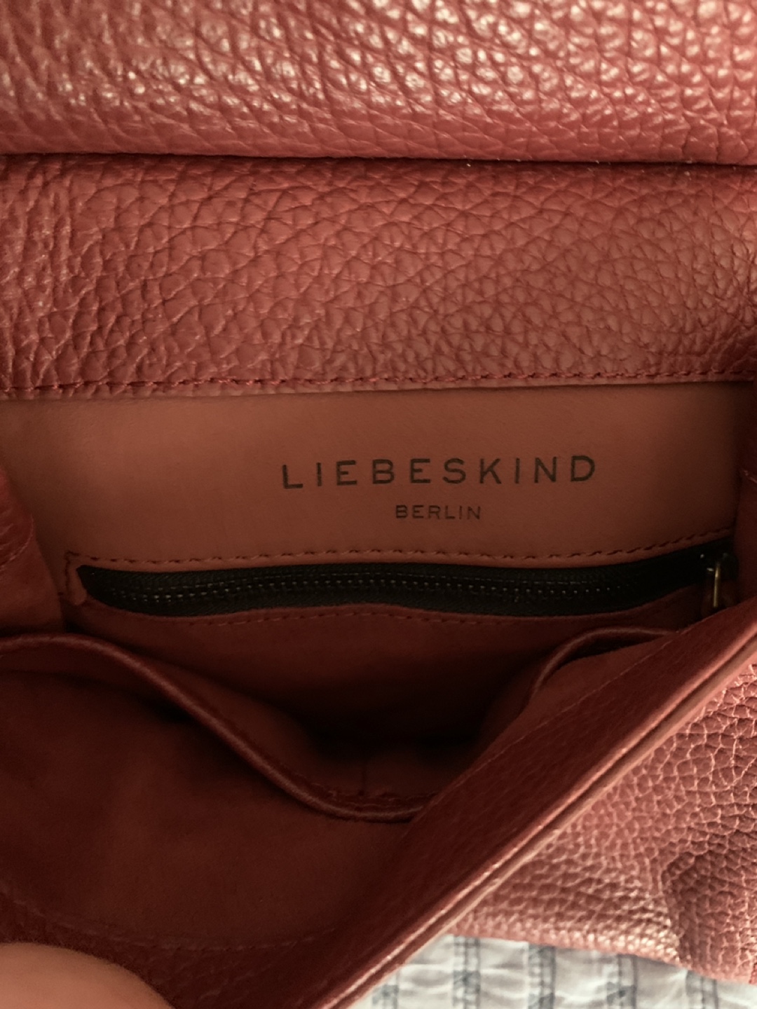 Liebeskind Berlin Leather Crossbody Bag Purse Gold Hardware. - photo 4