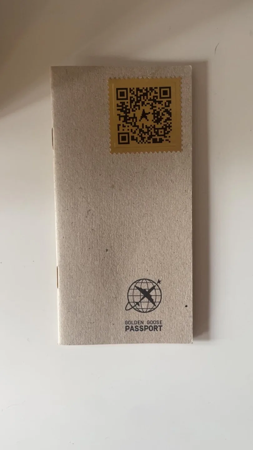 Golden Goose Superstar 'Still Dreaming' Sneakers - Size 7 image indicator(7)