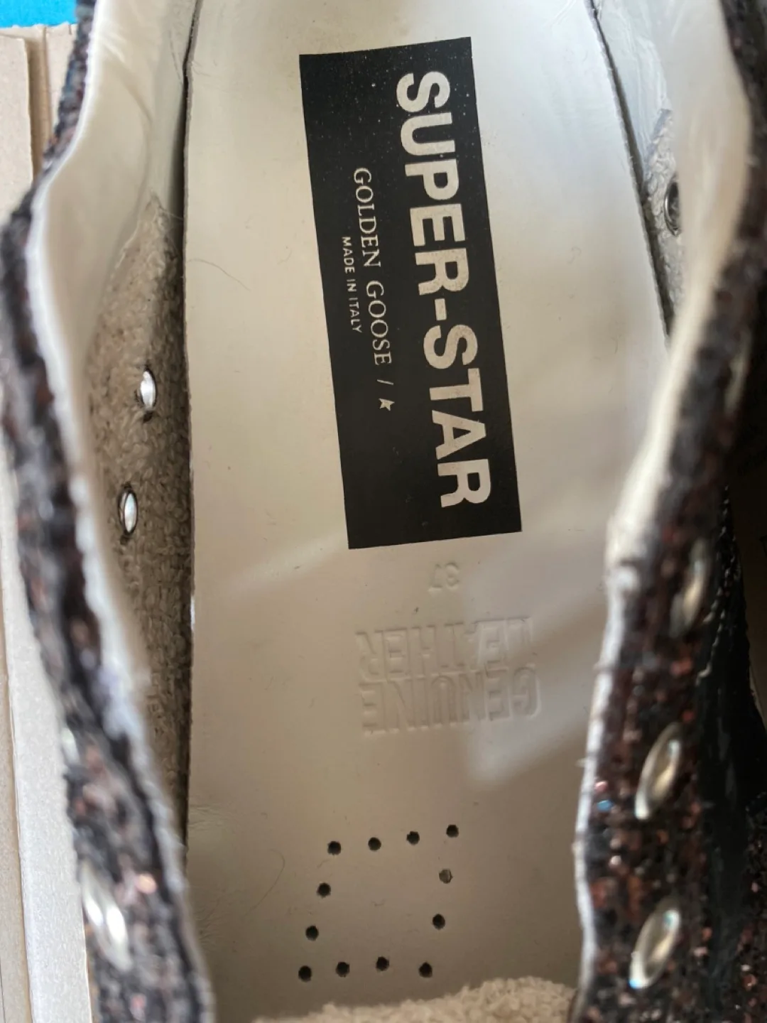 Golden Goose Superstar 'Still Dreaming' Sneakers - Size 7 image indicator(5)