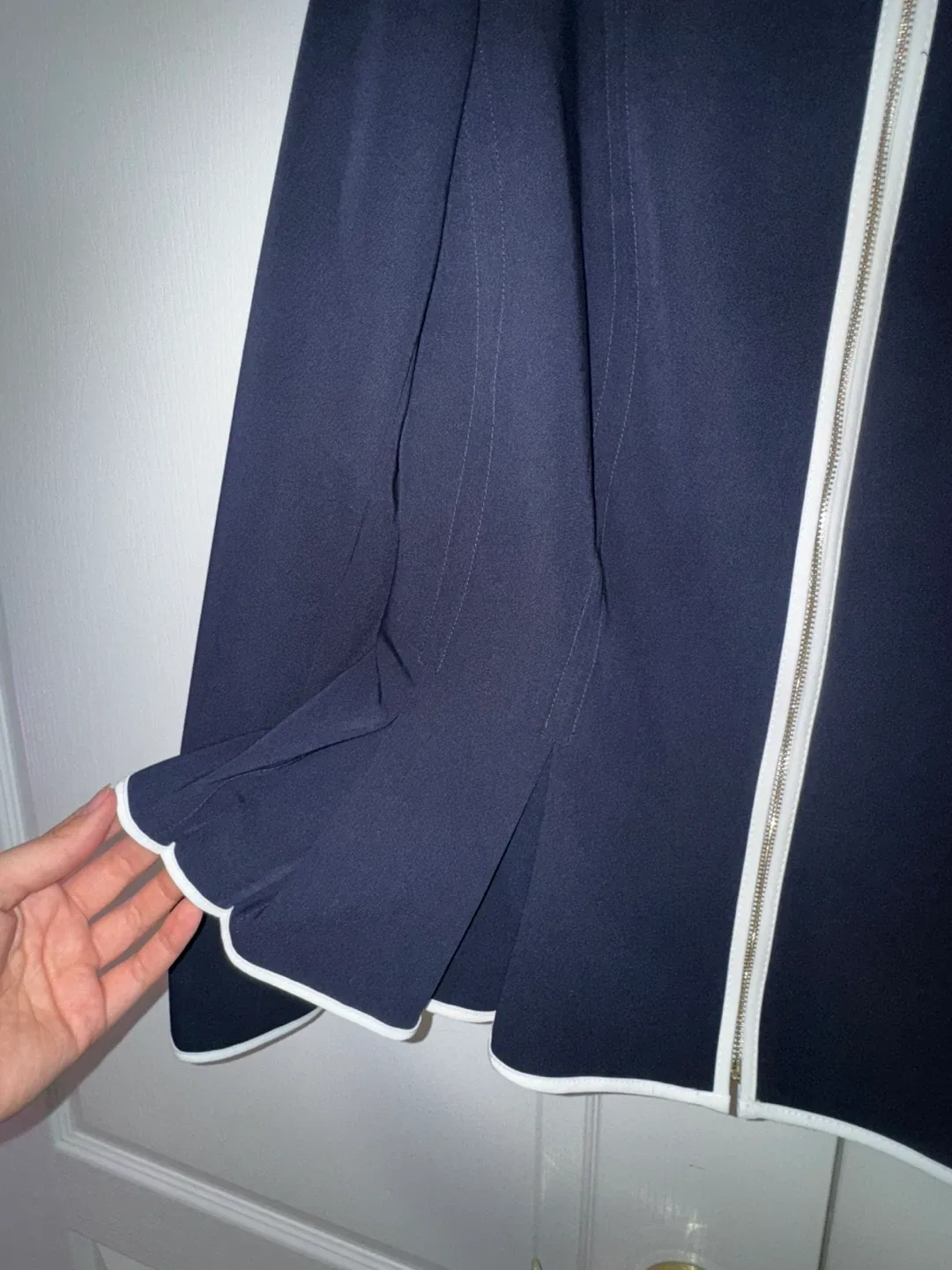 Tommy Hilfiger Navy Blue Jacket - Size 12 image indicator(3)