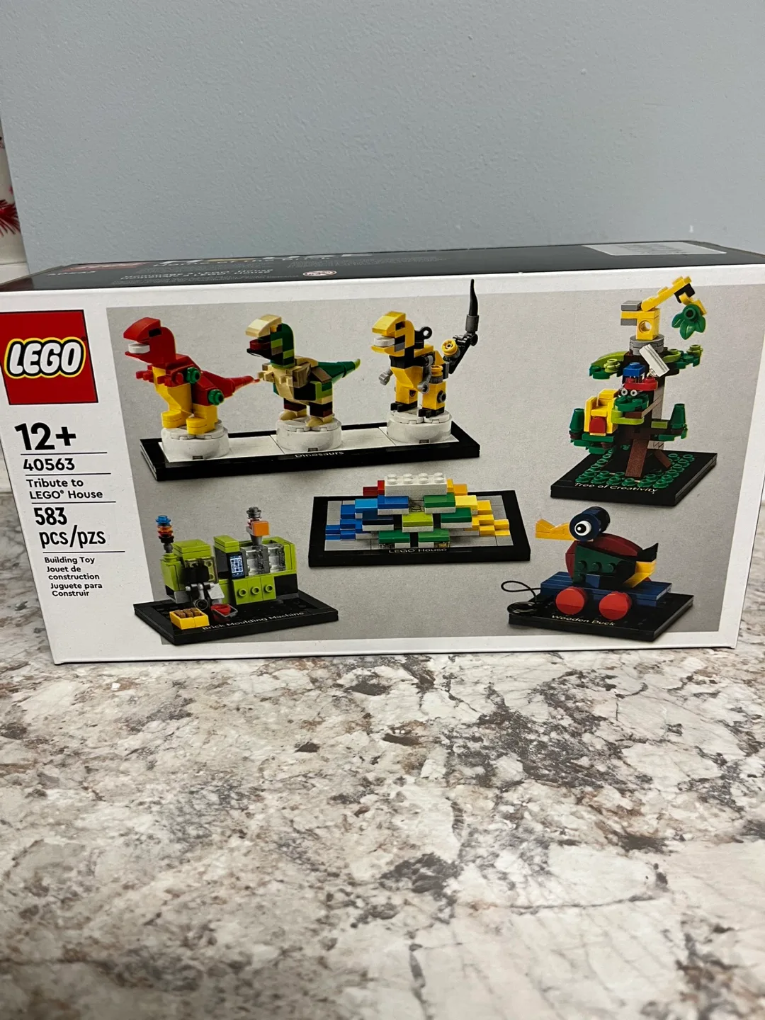 LEGO 40563 Tribute To LEGO House thumbnail