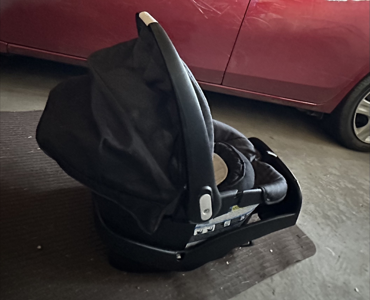 Evenflo Infant Car Seat - Black