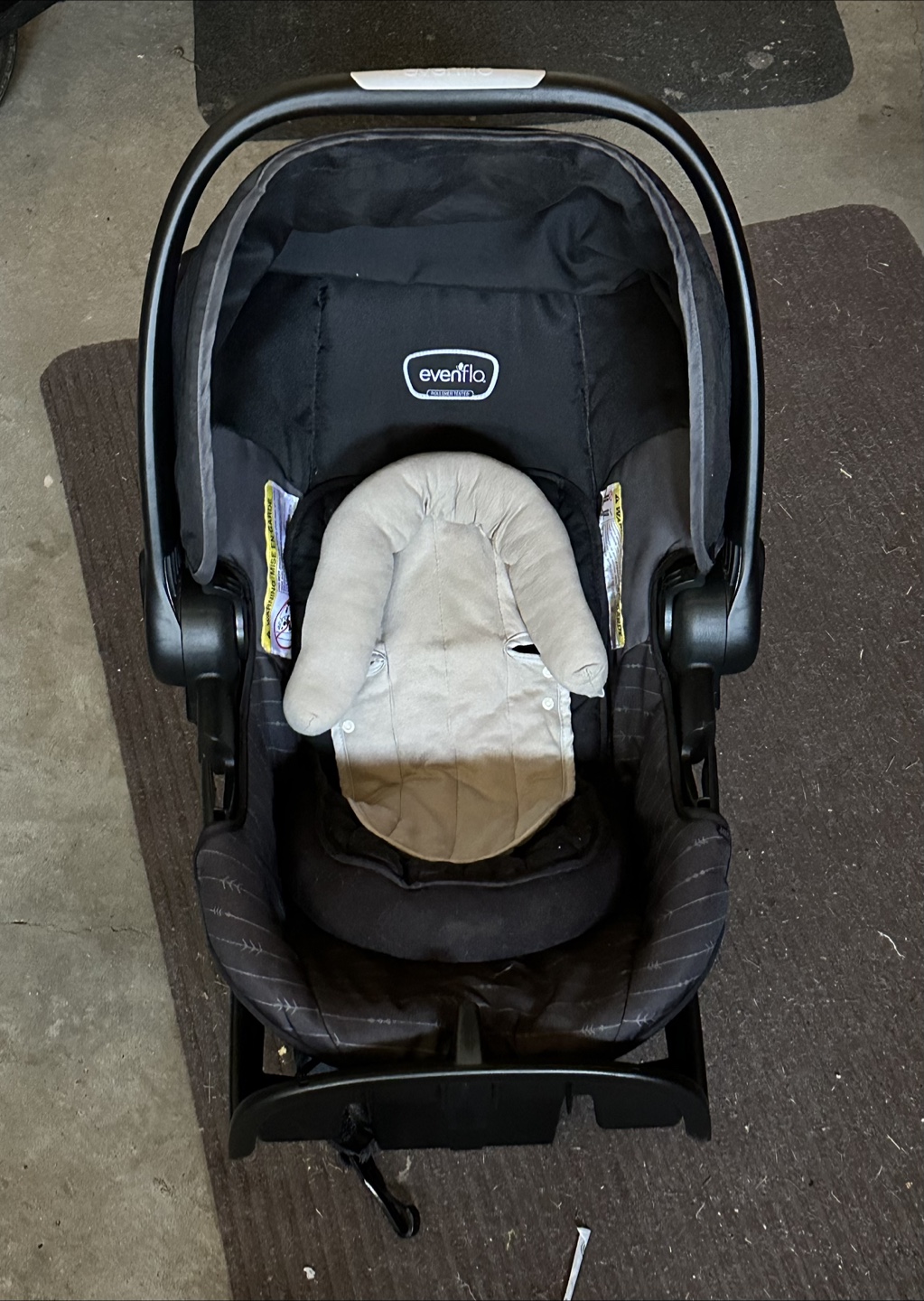 Evenflo Infant Car Seat - Black - photo 3