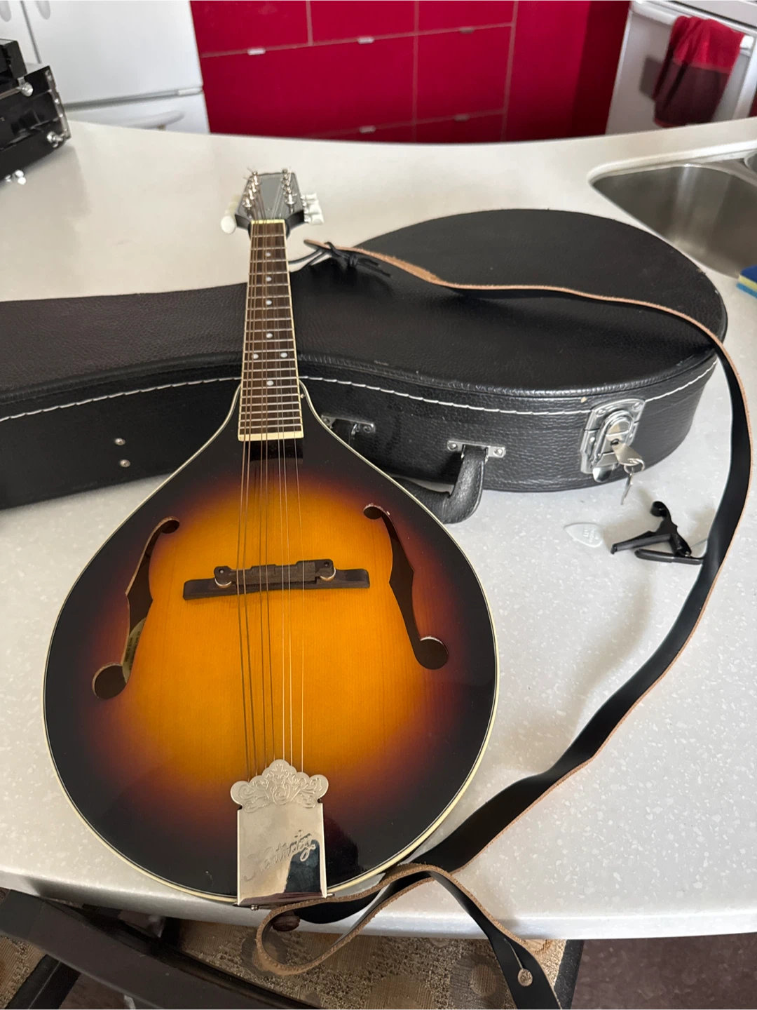 Kentucky KM-160 Mandolin w/ Case - photo 2
