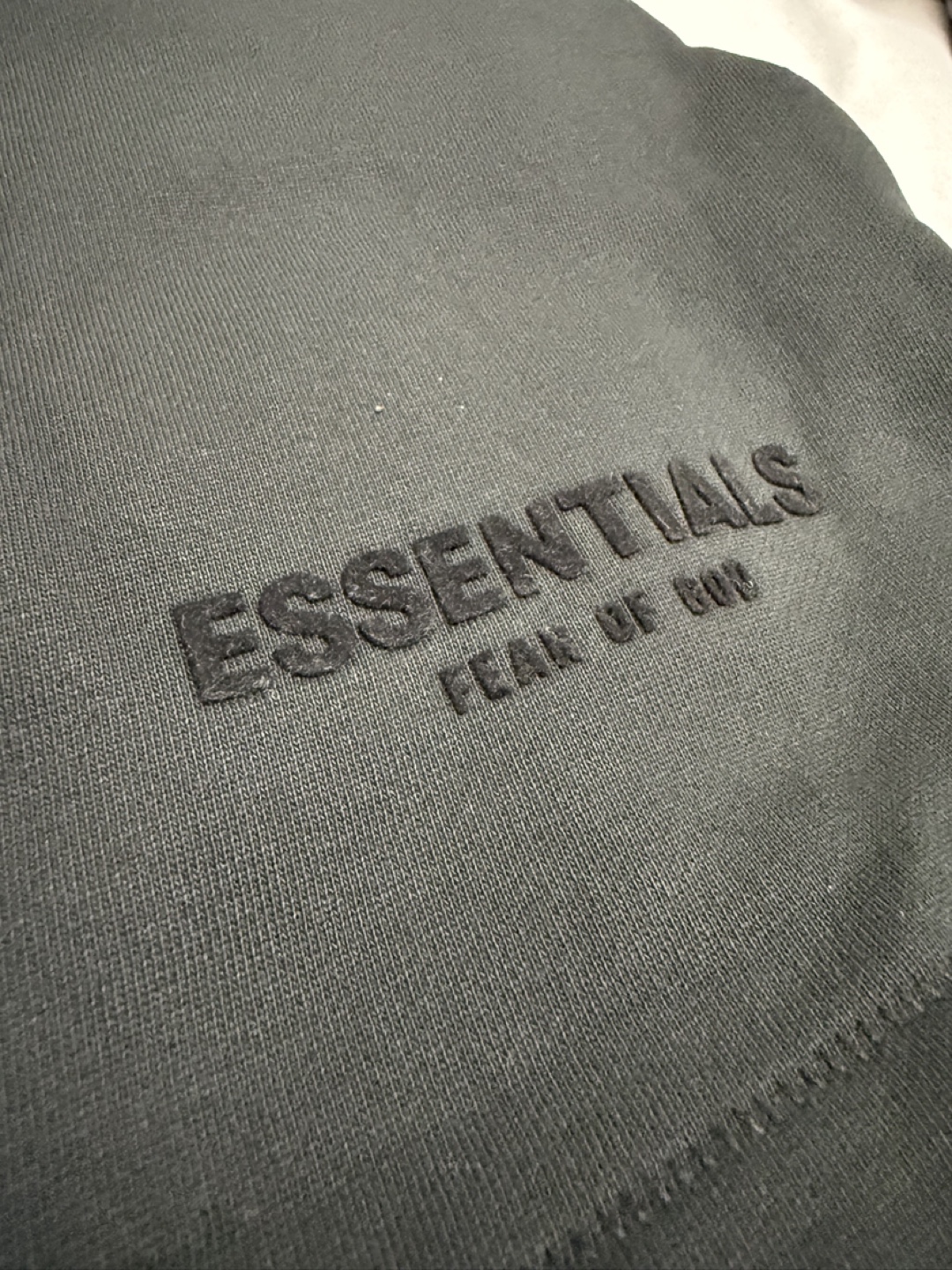 Essentials Fear of God Shorts - Size M - photo 2