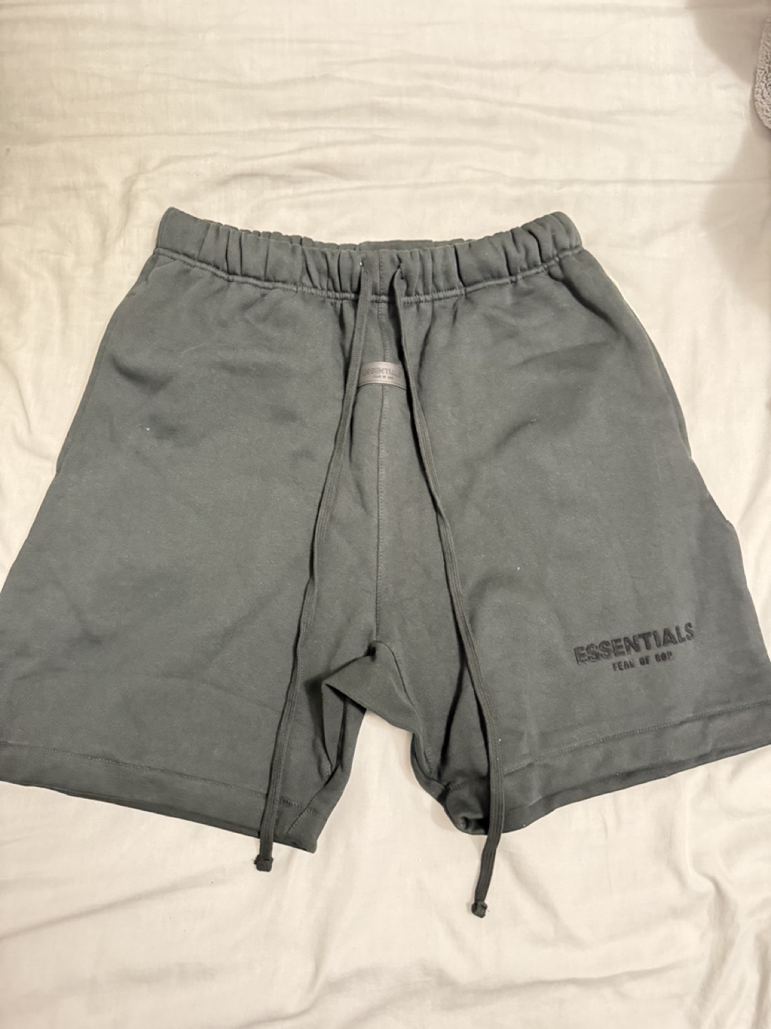 Essentials Fear of God Shorts - Size M