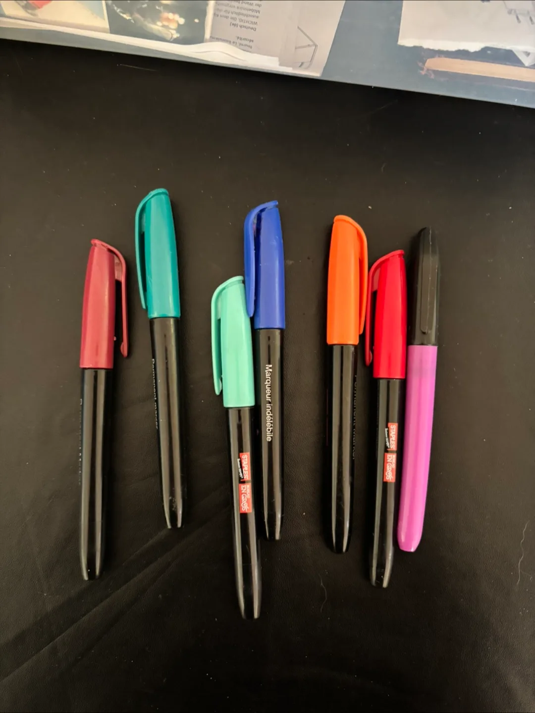 Mixed Lot of Pens, Pencils & Markers image indicator(4)