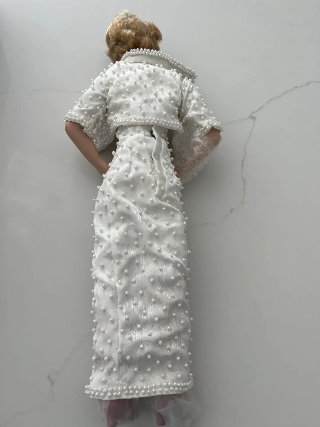 Unique Porcelain Doll - Diana Limited Edition image indicator(3)