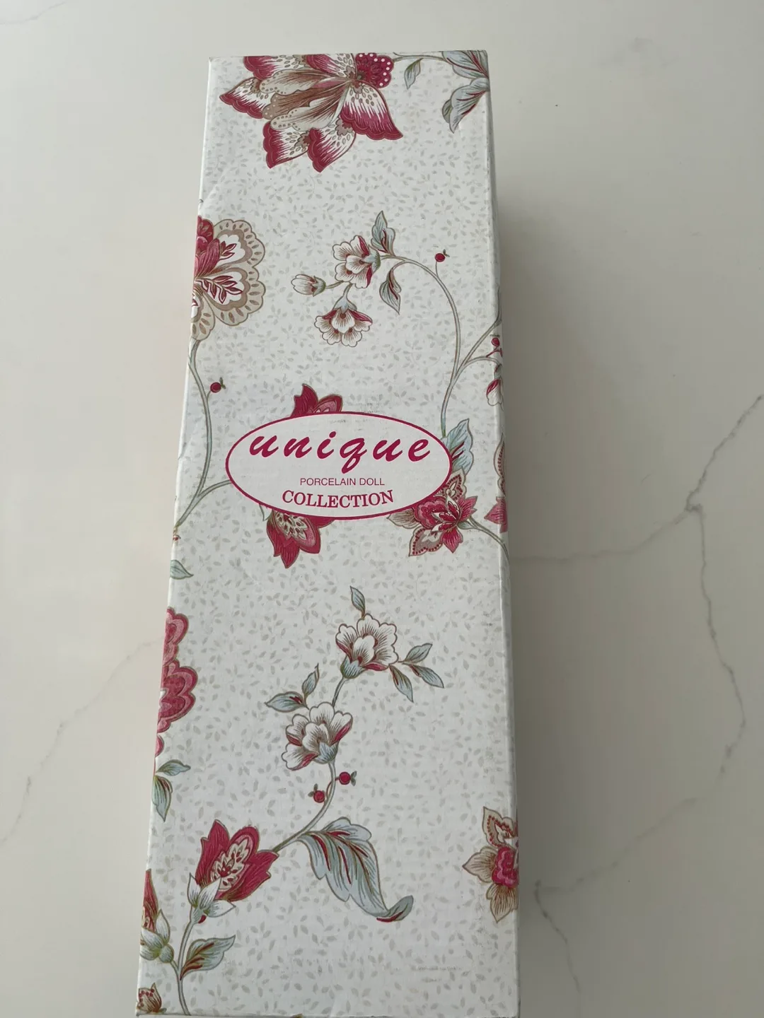 Unique Porcelain Doll - Diana Limited Edition image indicator(5)