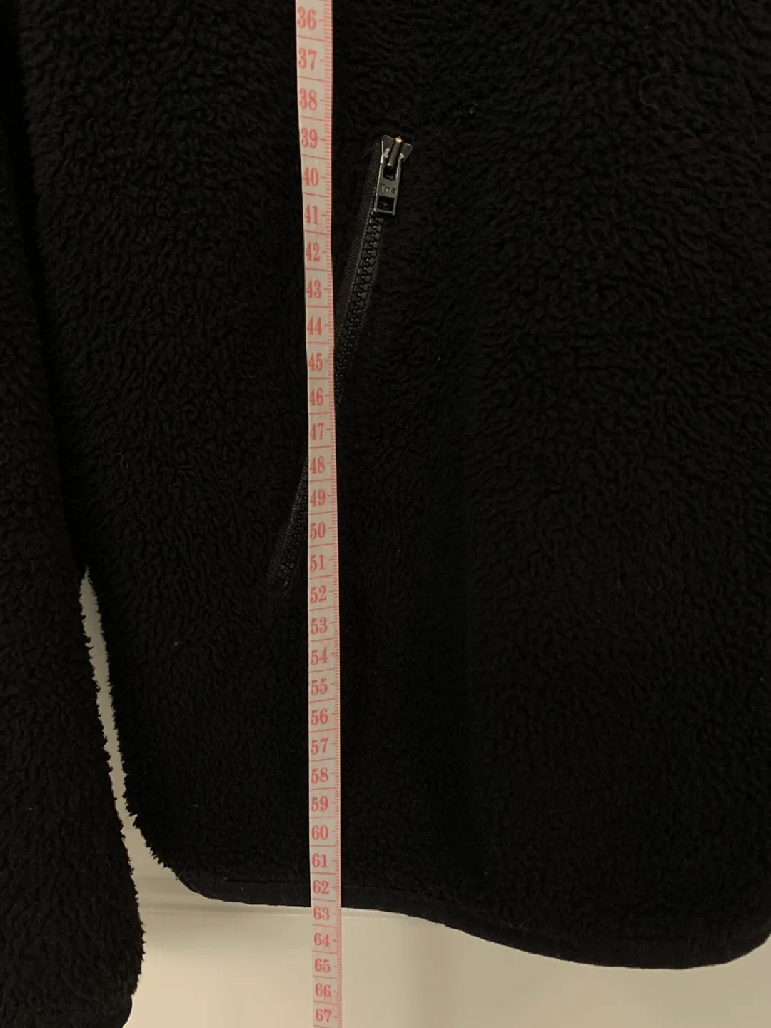 TNA Aritzia Black Fleece Hoodie medium 🥕 image indicator(4)
