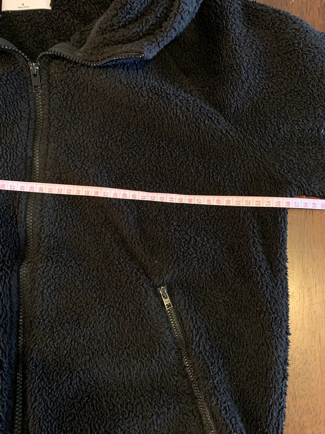 TNA Aritzia Black Fleece Hoodie medium 🥕 image indicator(3)