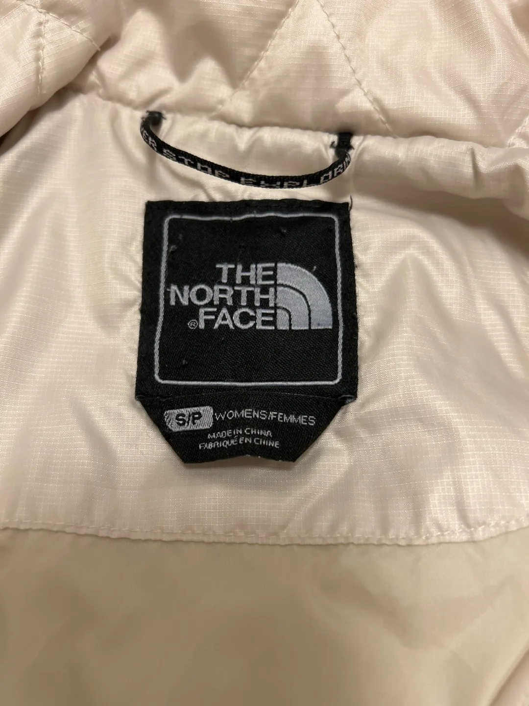The North Face Women's Quilted Jacket - Size S image indicator(4)