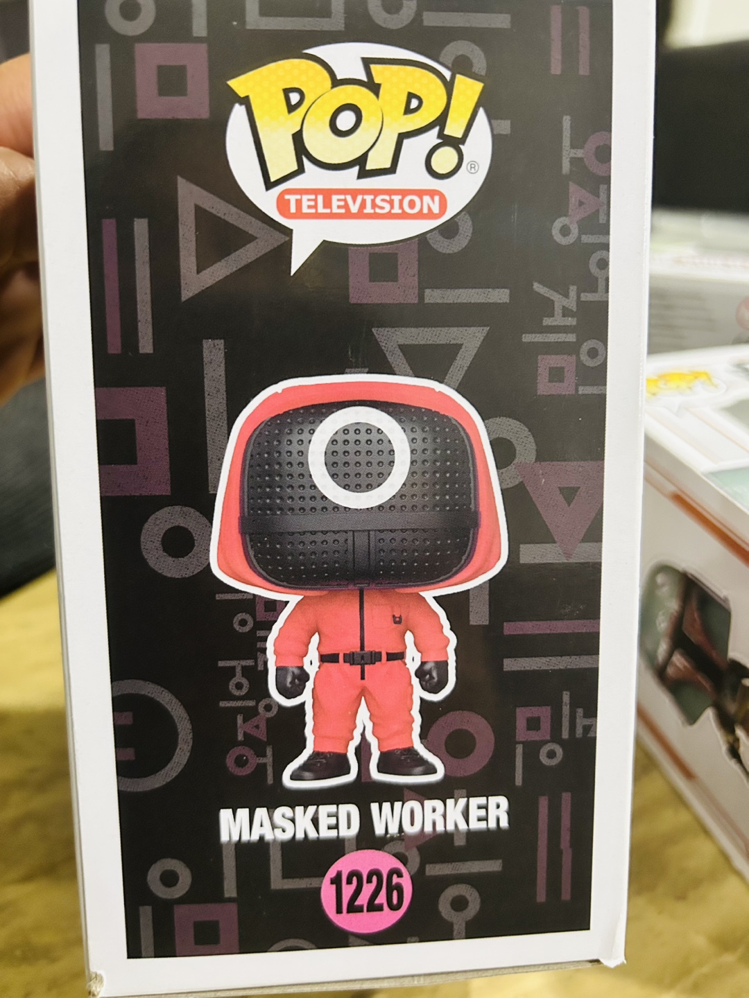 Funko POP! Squid Game Masked Worker #1226 - New - photo 3