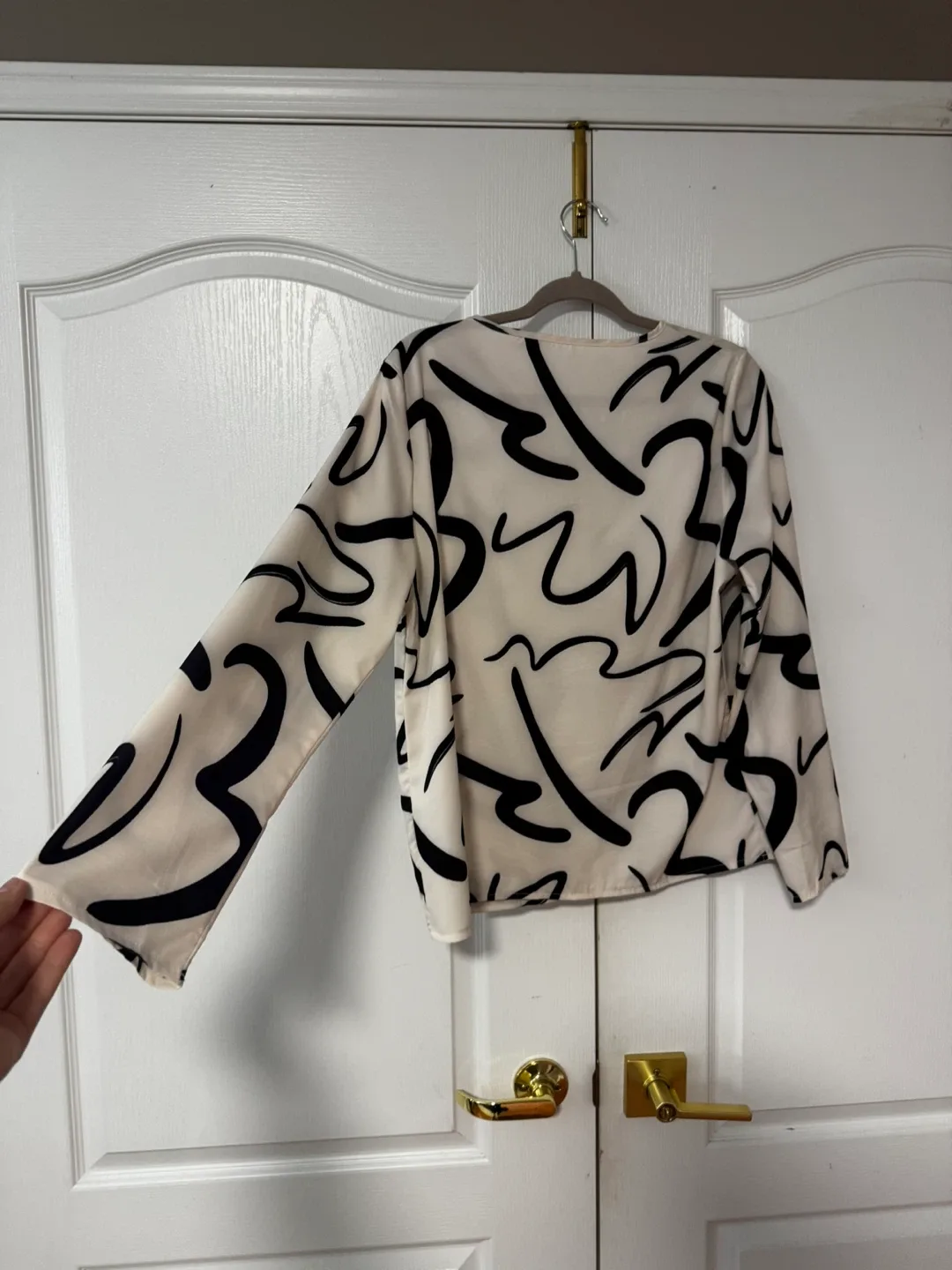 Patterned Blouse - Cream & Black, Large image indicator(2)