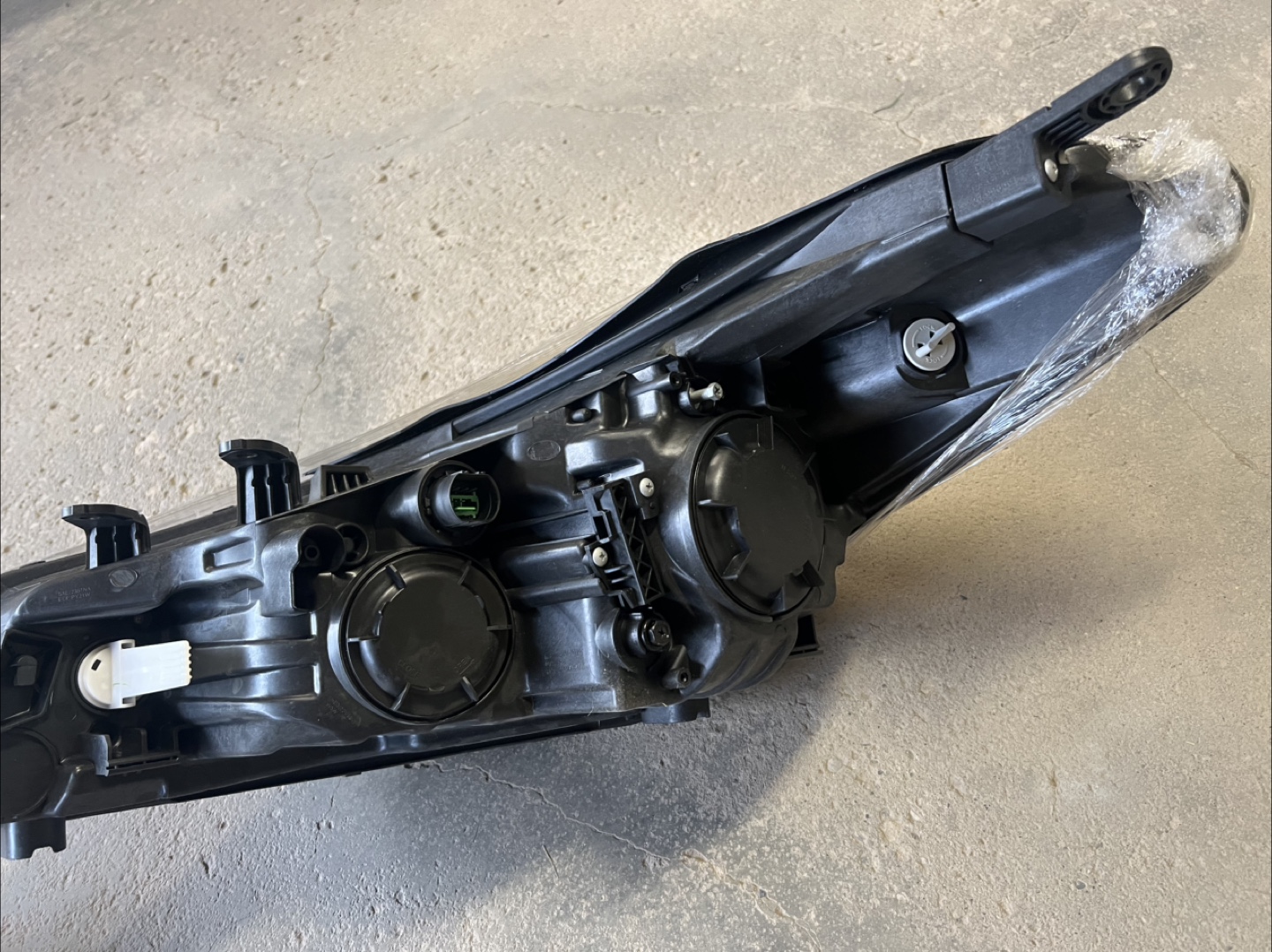 Headlights for 2017-2018 Kia Forte - photo 3