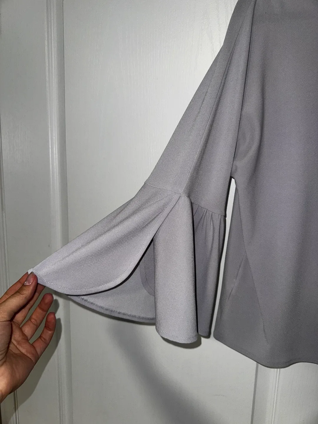 Vince Camuto Grey Bell Sleeve Top - Size M image indicator(2)