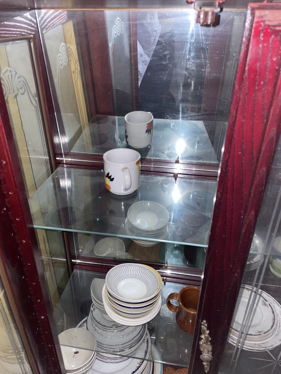 Wooden Display Cabinet - photo 3