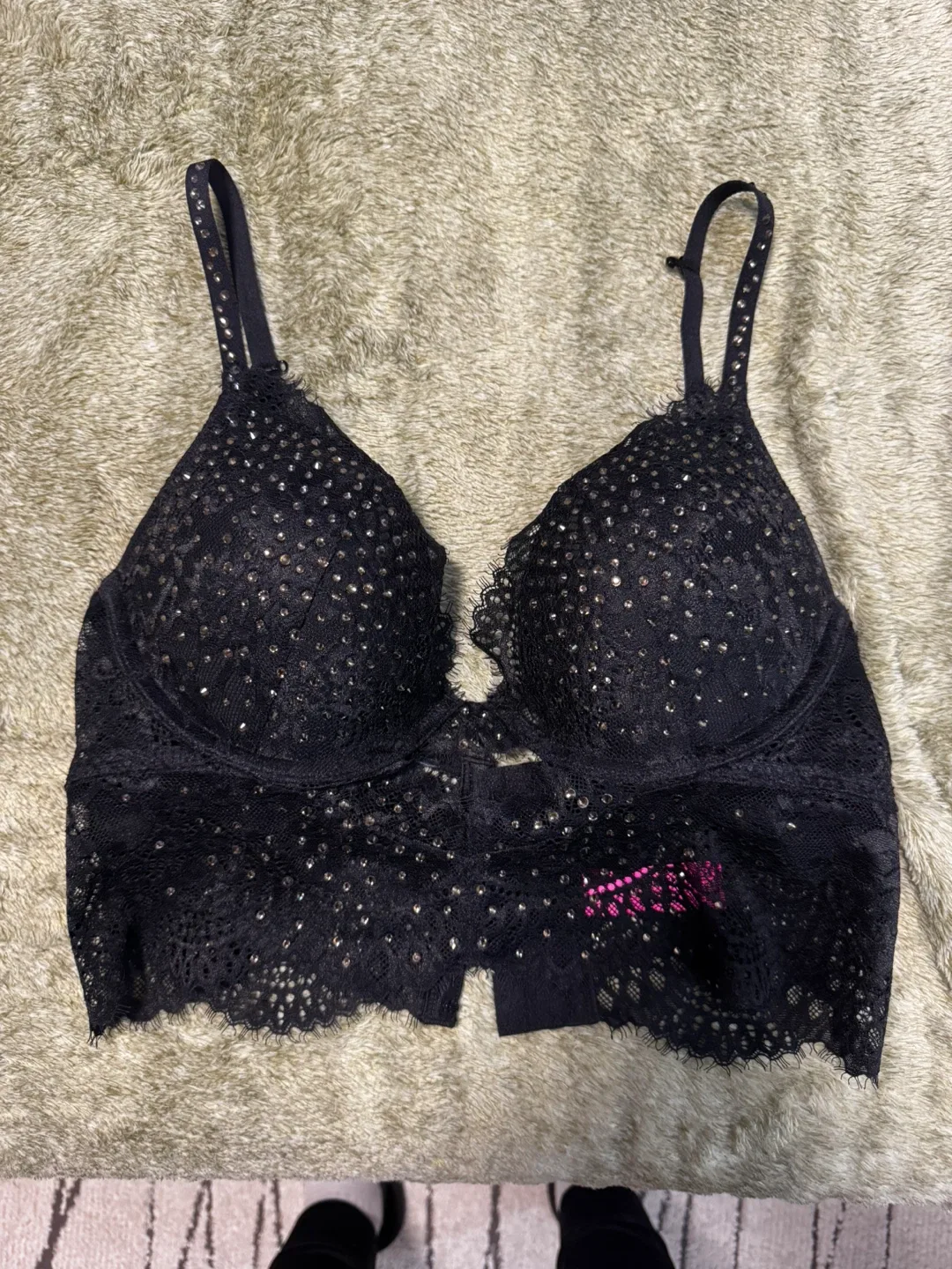La Senza Beyond Sexy Ultimate Plunge - Size 36B image indicator(2)