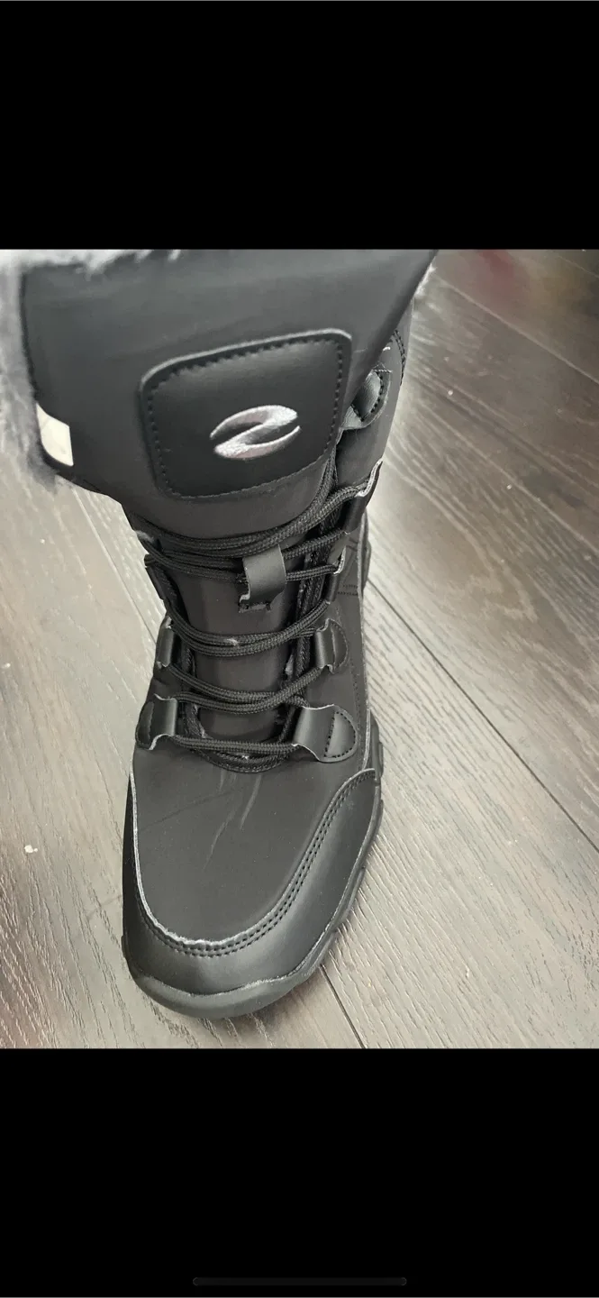Black Winter Boots thumbnail
