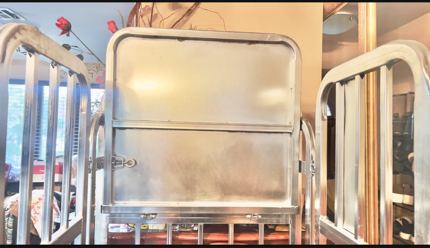 Metal Rolling  Backer Ruck  $100 OBO - photo 3