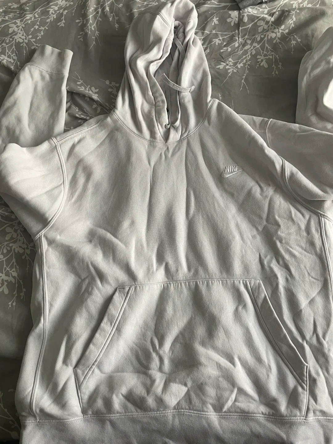 Nike Hoodie - Size L thumbnail