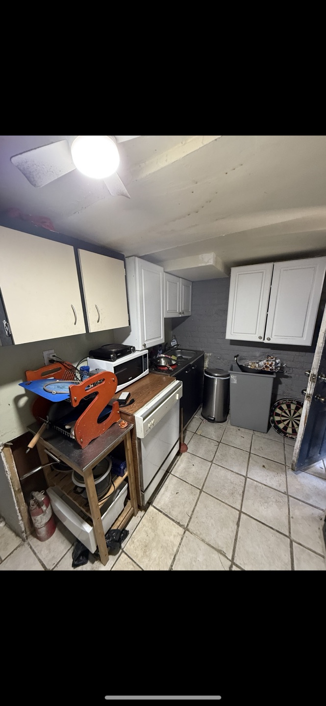 Maytag Dishwasher - photo 4