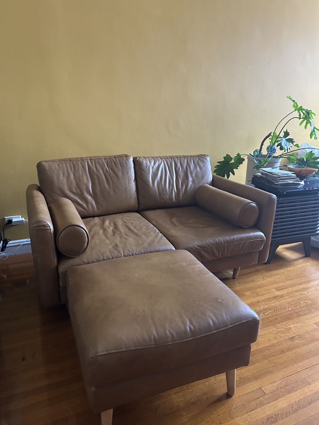 Burrow Nomad Leather Sofa with Ottoman - photo 3