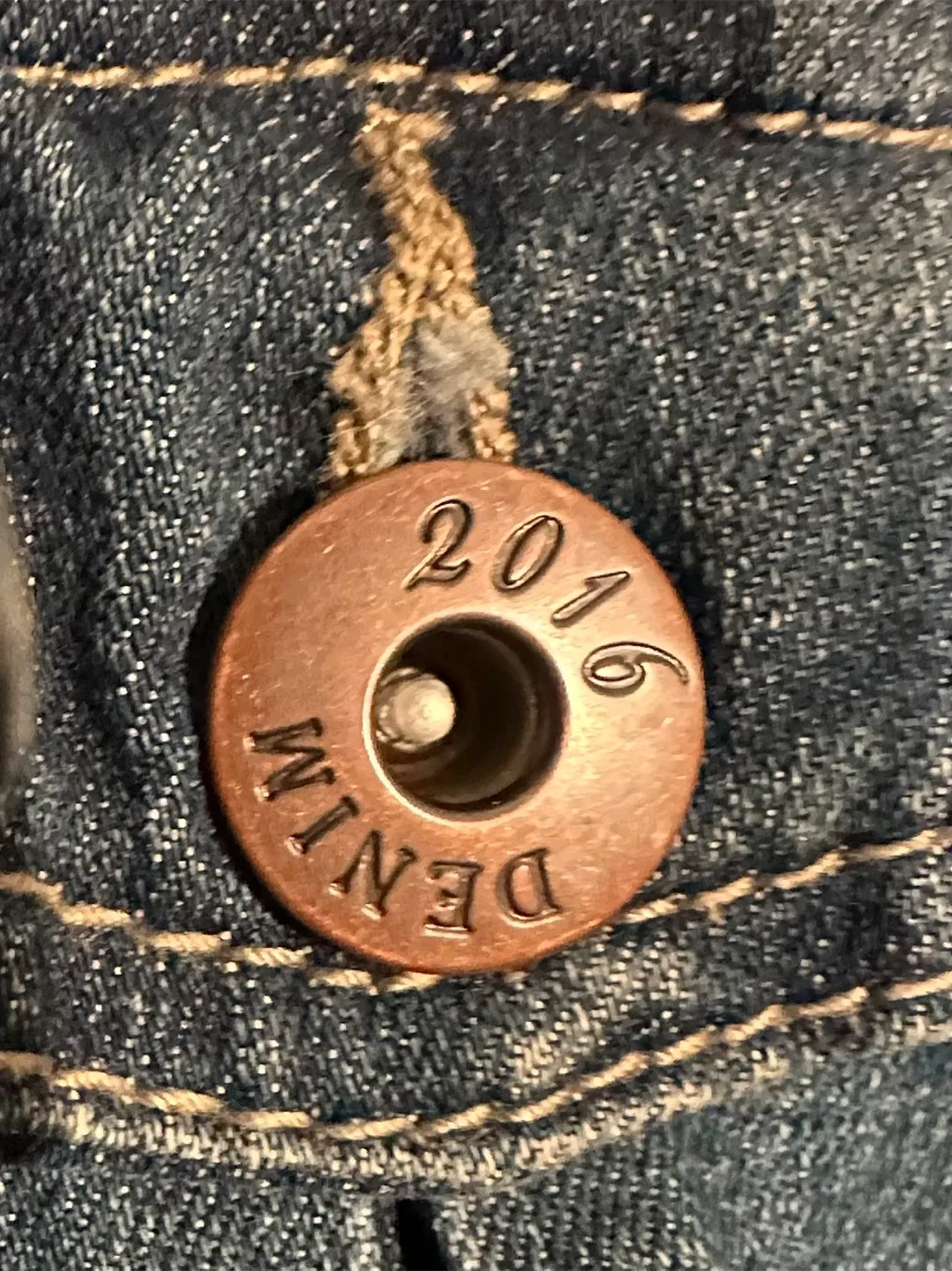 Ladies Denim Jacket - Size L image indicator(4)