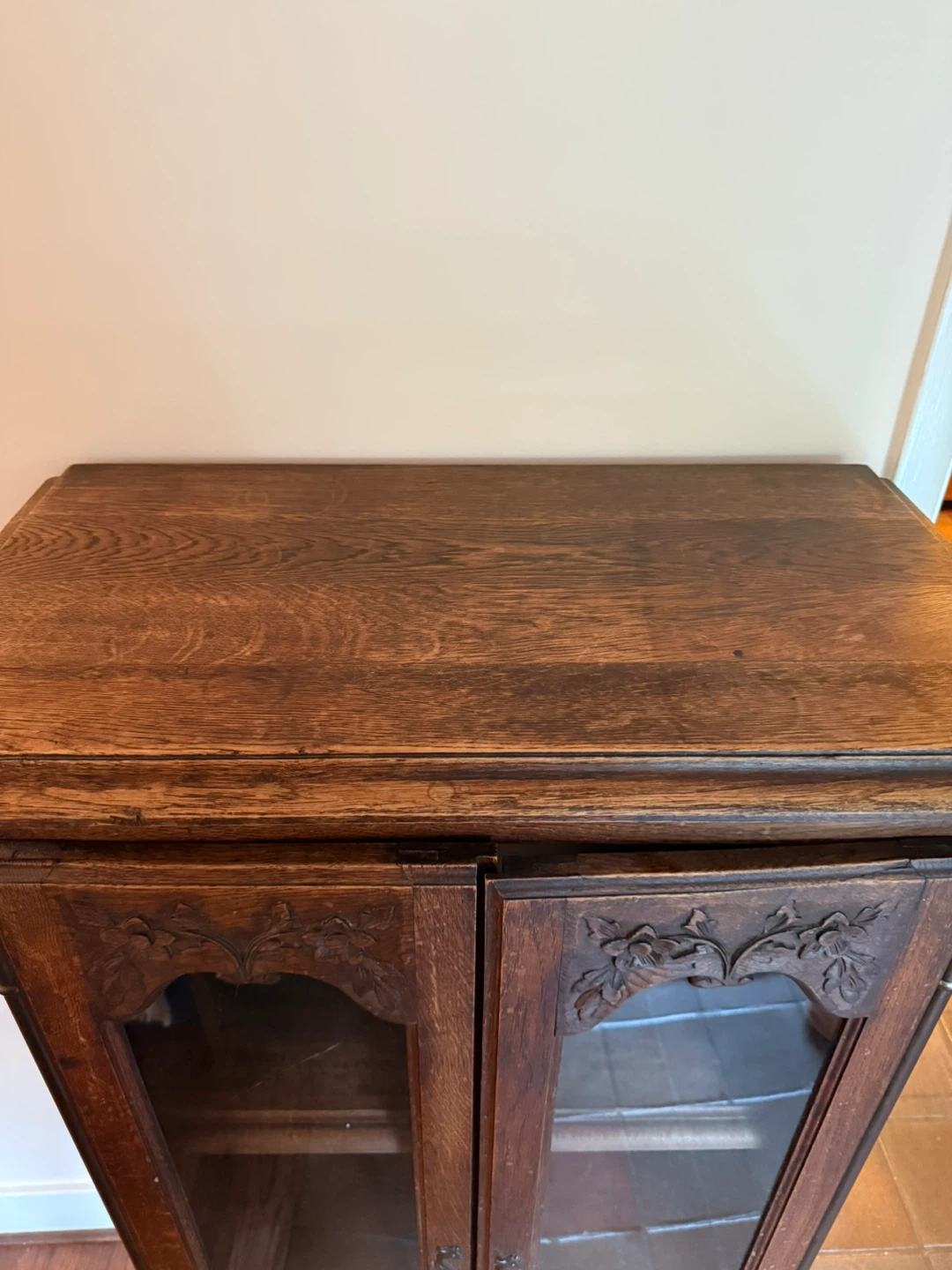 Antique Dark Wood Display Cabinet - photo 3