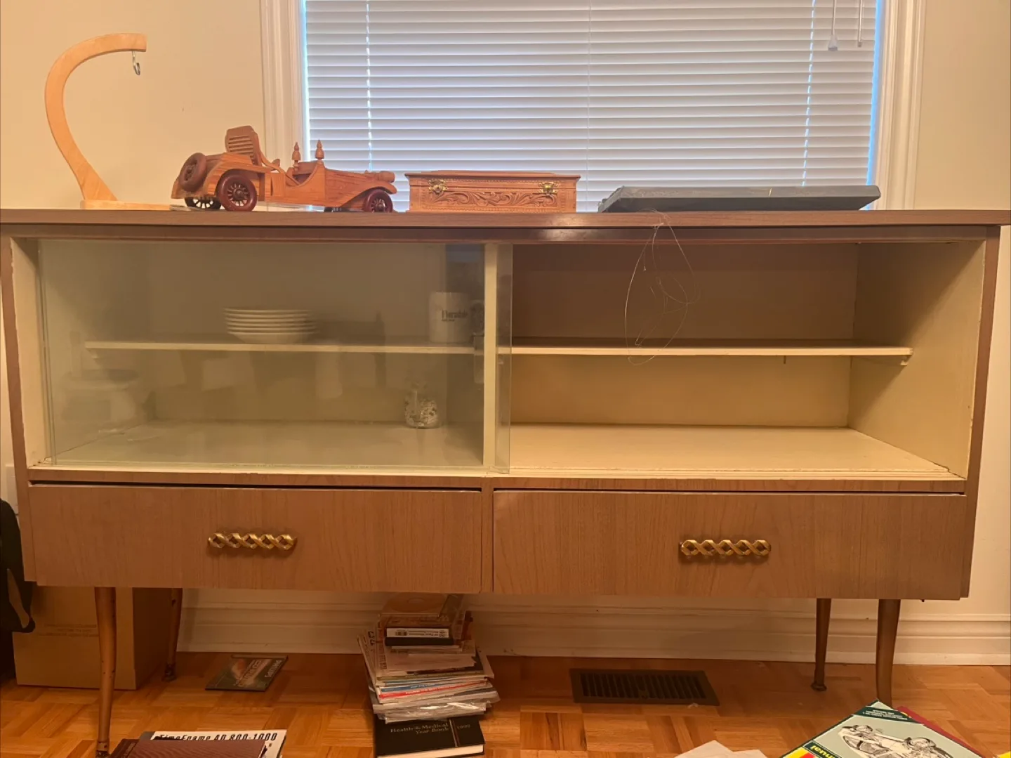 Vintage dinning cabinet thumbnail