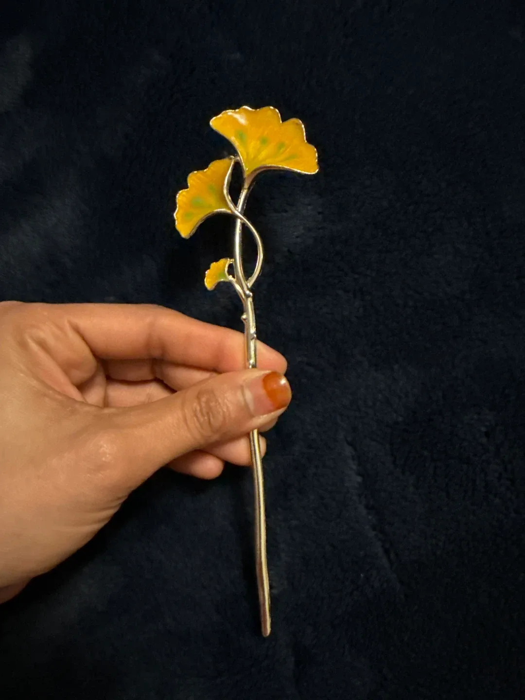 Never used Ginkgo Leaf Hair Pin 🥕- Yellow & Silver thumbnail