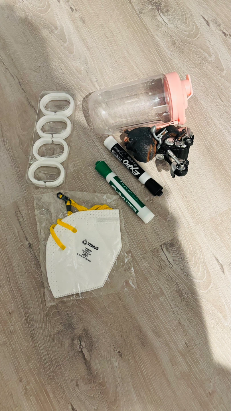 Venus N95 Mask, Expo Markers, Shower Curtain Rings