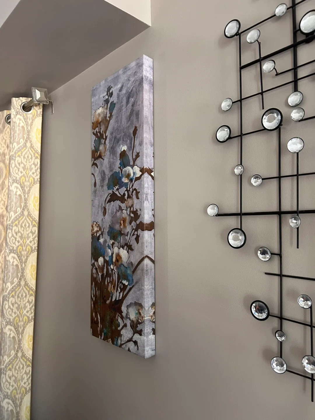 Floral Canvas Wall Art image indicator(2)