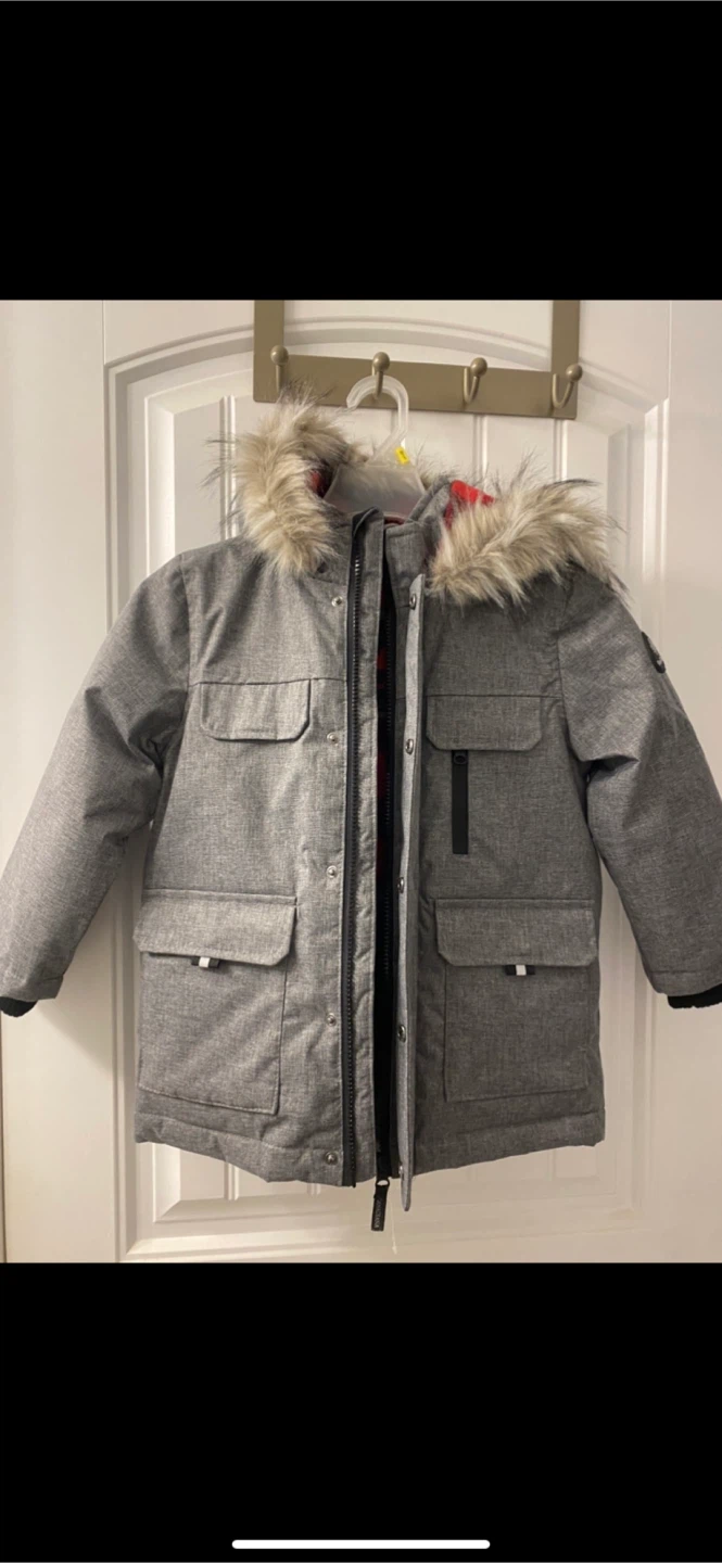 Canadiana Kids' Winter Jacket - Size XS (4-5) - photo 2
