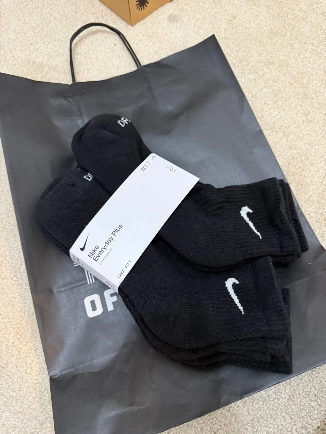 Nike Everyday Plus Black Socks - L/G