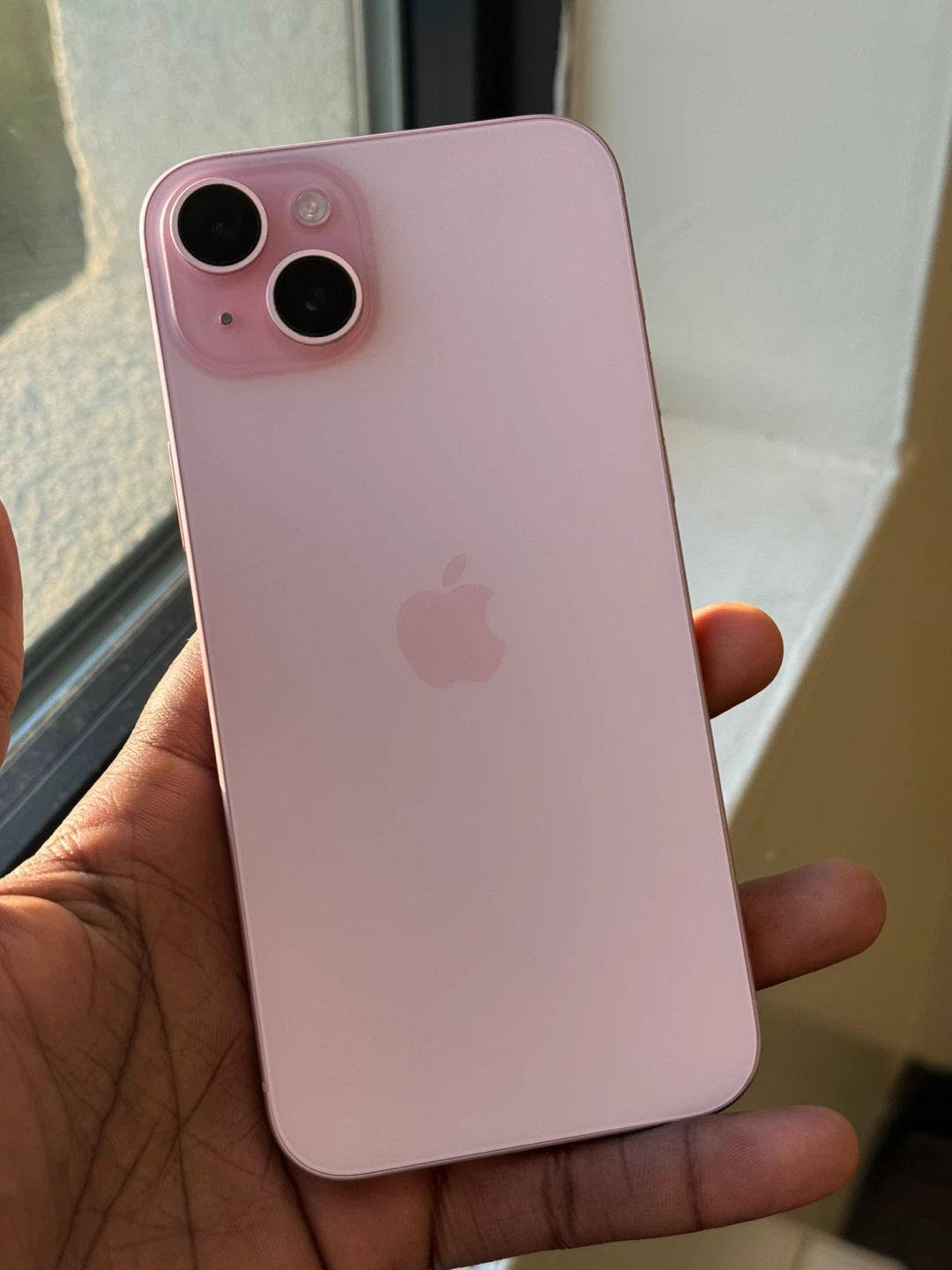iPhone 15 plus Pink