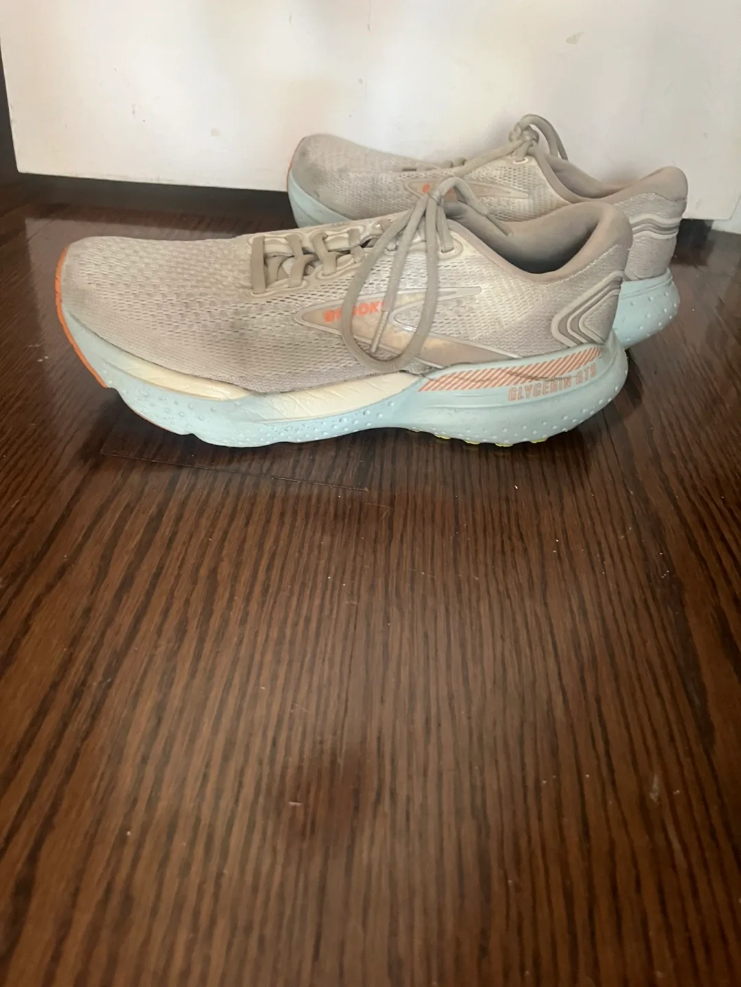 Brooks Glycerin GTS 21 Women's Running Shoes size 10 image indicator(6)