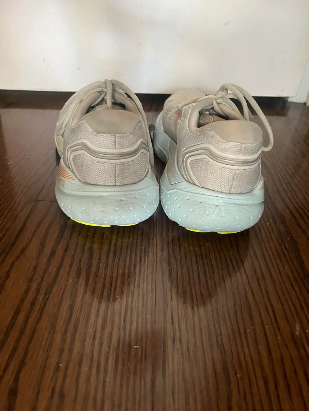 Brooks Glycerin GTS 21 Women's Running Shoes size 10 image indicator(5)