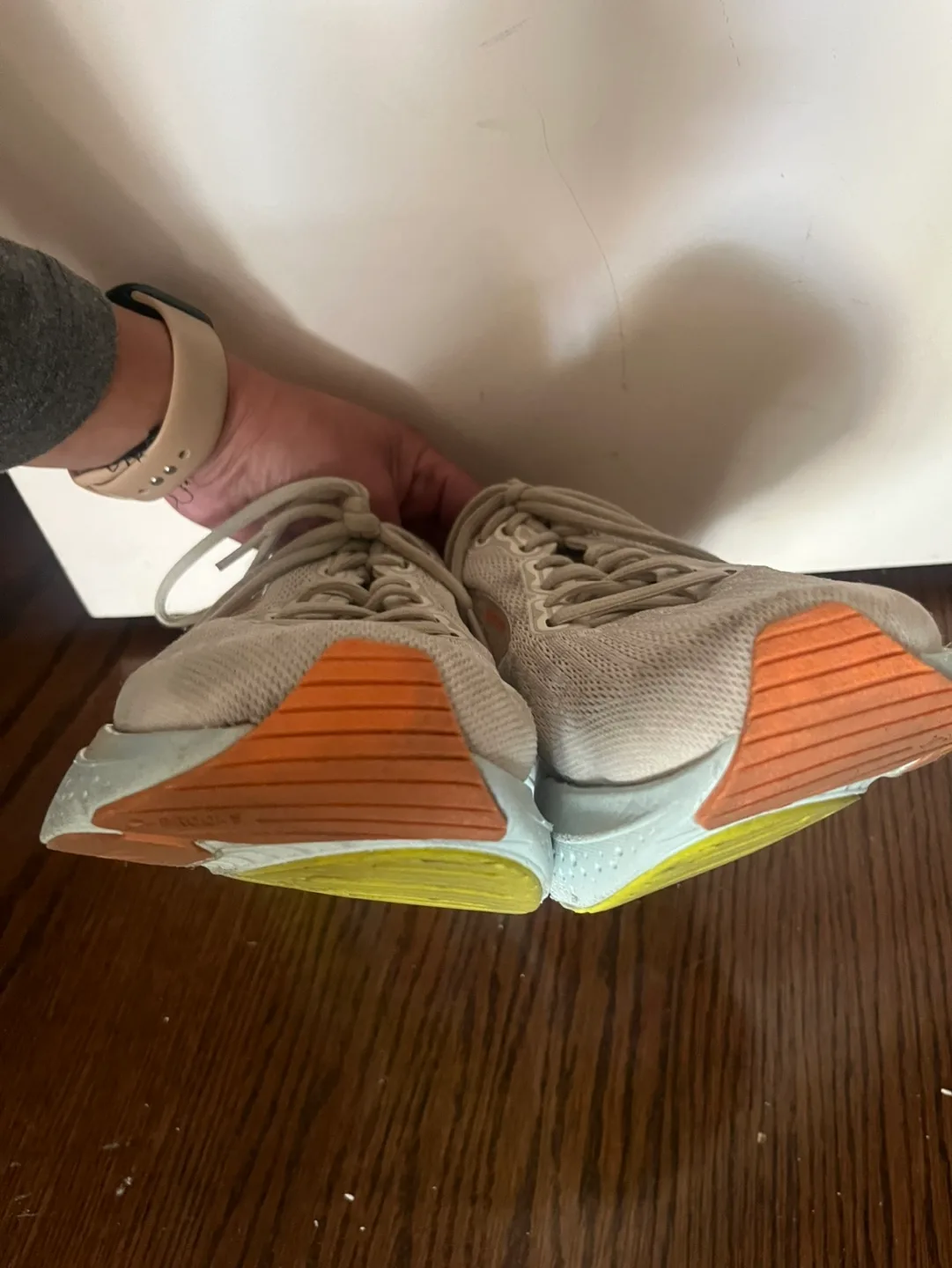 Brooks Glycerin GTS 21 Women's Running Shoes size 10 image indicator(7)