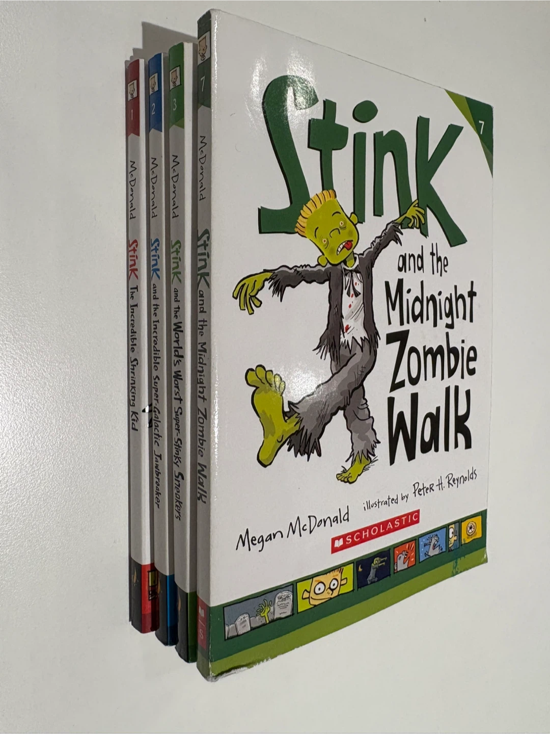 “Stink” series by Megan McDonald - photo 2