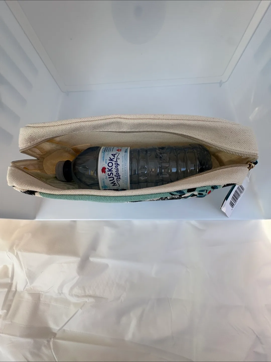 The ring-tailed lemur small zippered case image indicator(4)