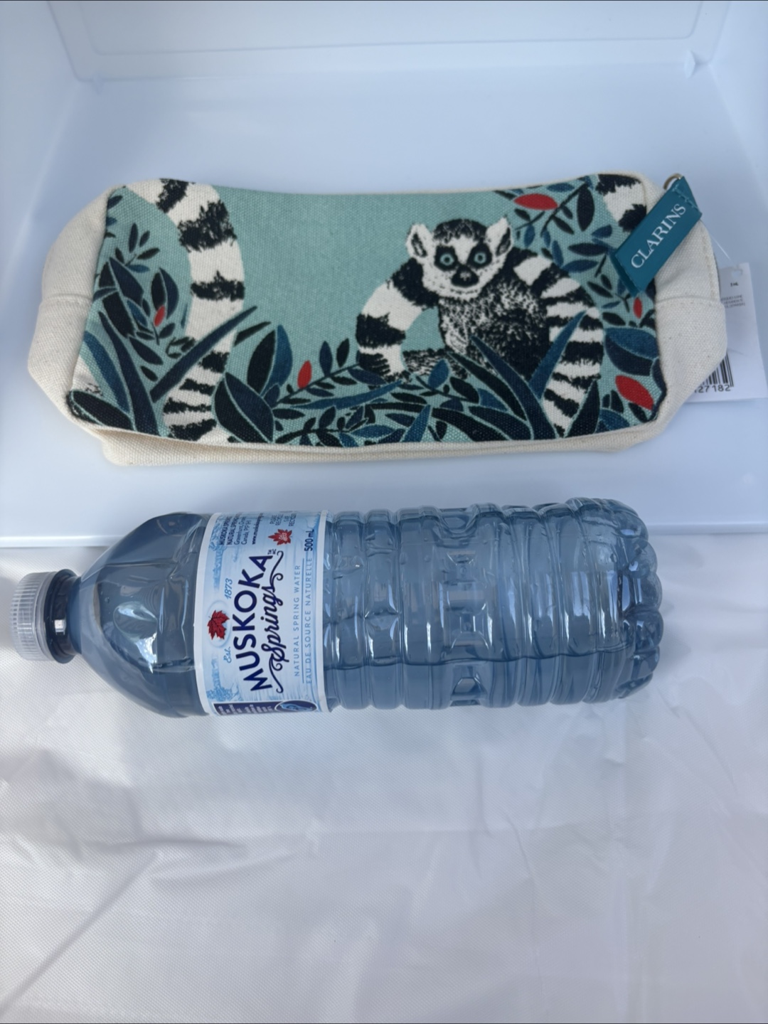 The ring-tailed lemur small zippered case - photo 2
